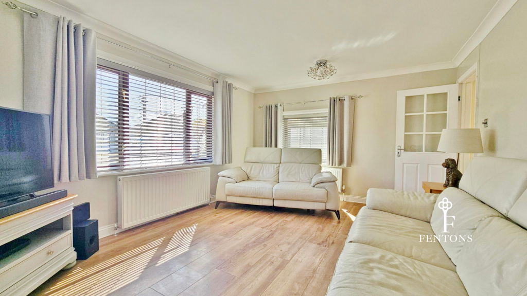House in Tendring, Frinton and Walton - More