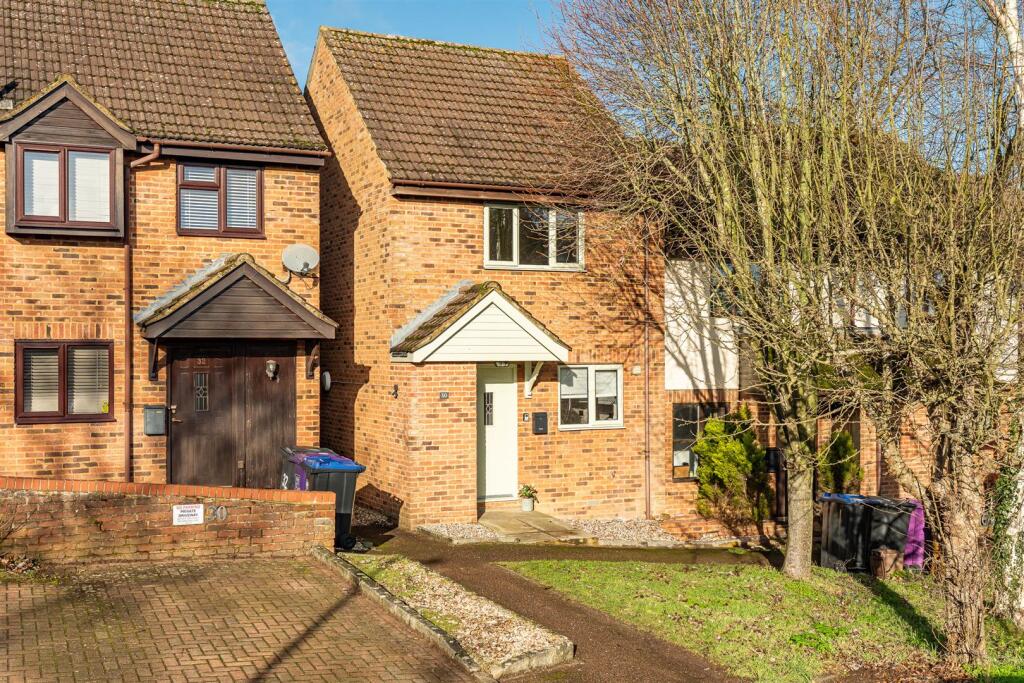 Main image of property: Mayflower Close, Codicote