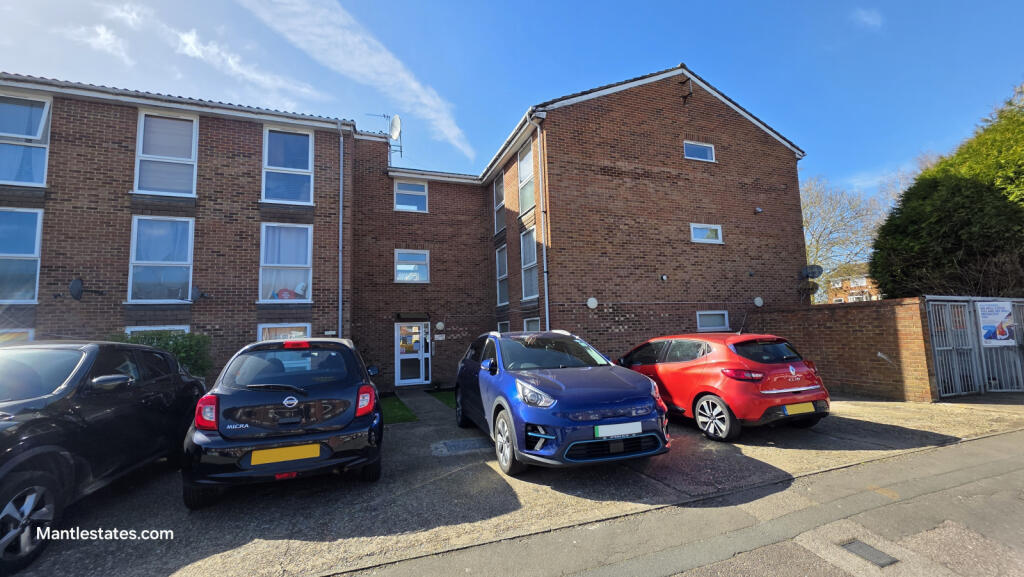 Main image of property: Shurland Avenue, East Barnet EN4