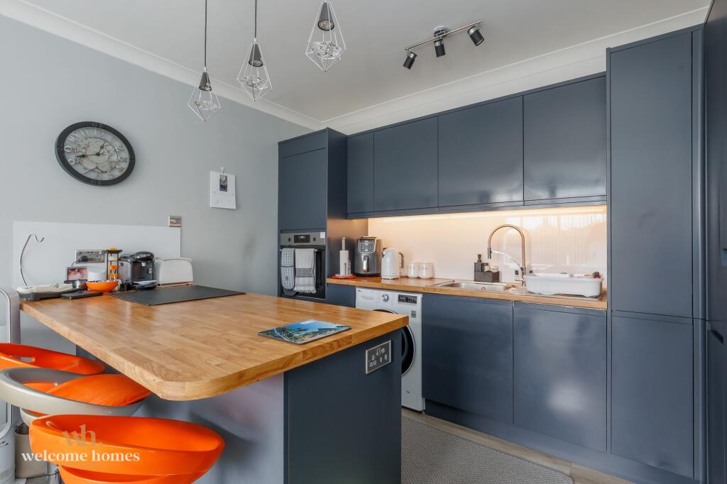 Apartment in Bournemouth, Bournemouth, Christchurch and Poole - View 2