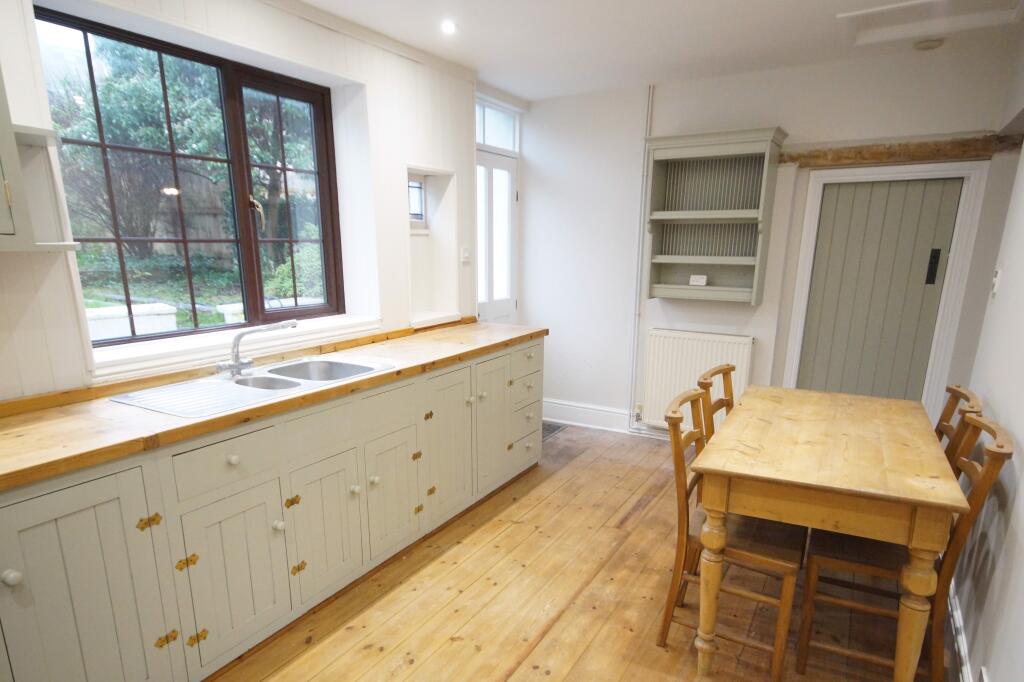 Additional image 4 of Victorian Cottage - Glastonbury