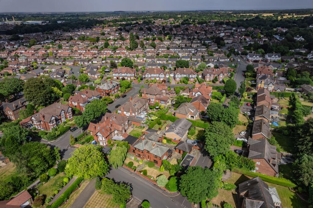Victoria Road, Grappenhall, WA4 photo 3