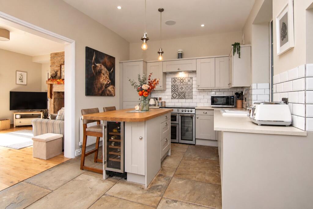 House in Bradford, Sutton - View 4