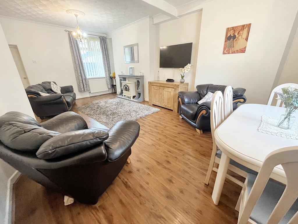 House in Pontypridd, Hawthorn - View 2