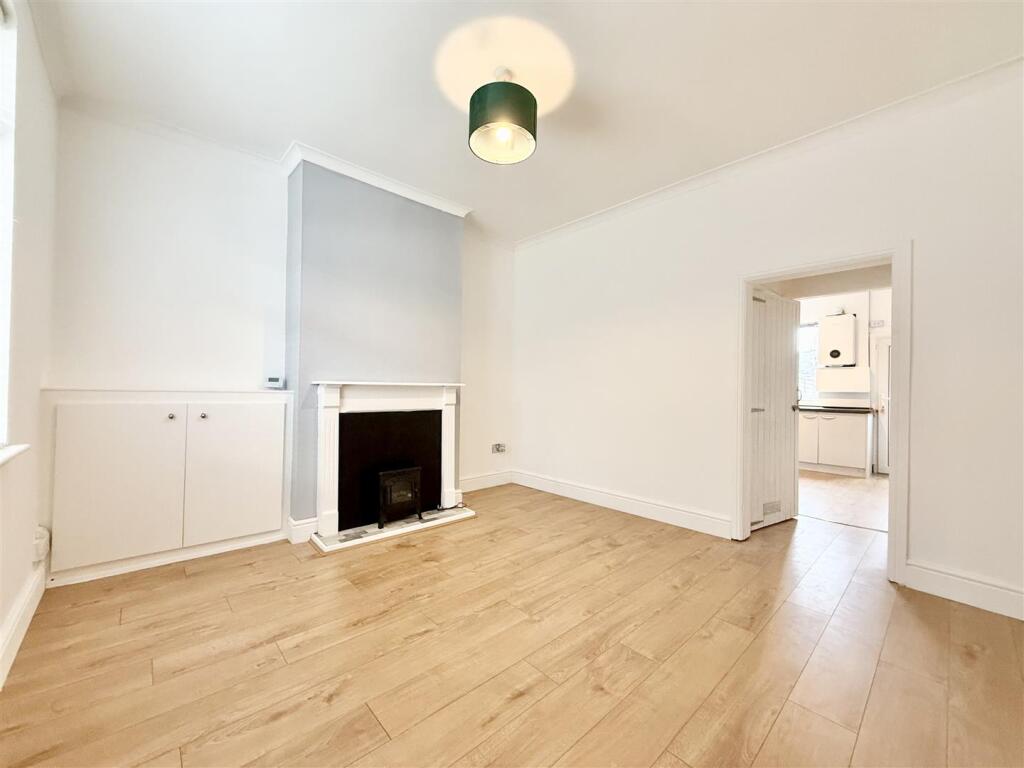 Bloomfield Street West, Halesowen - View 2