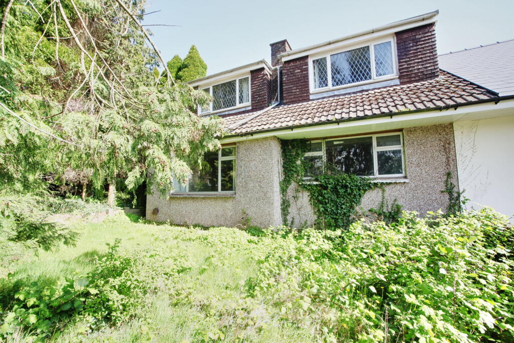 Main image of property: Whiterock Avenue,Pontypridd,CF37 2EH