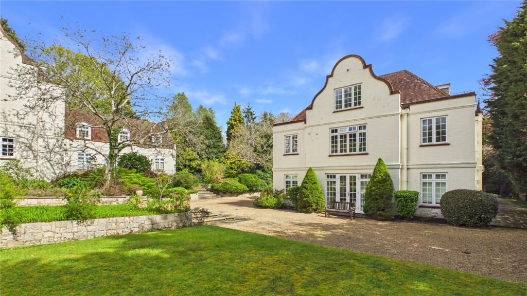 Main image of property: Ivy Drive, Lightwater, Surrey, GU18