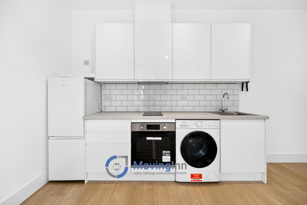 Apartment in London - View 5