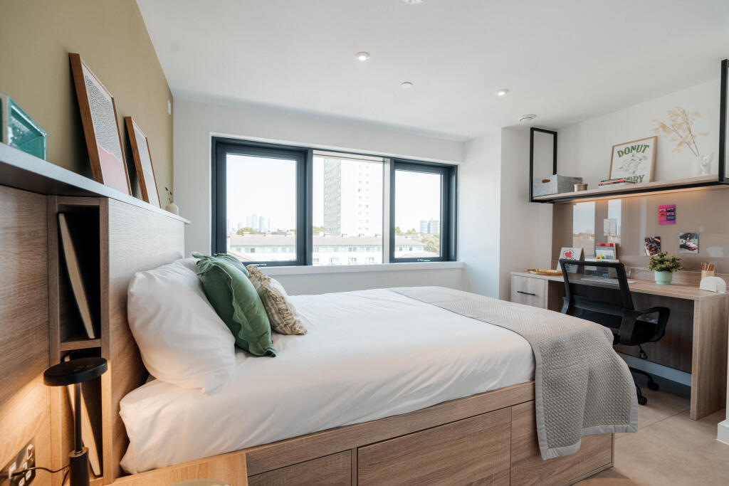 Apartment in London - View 2