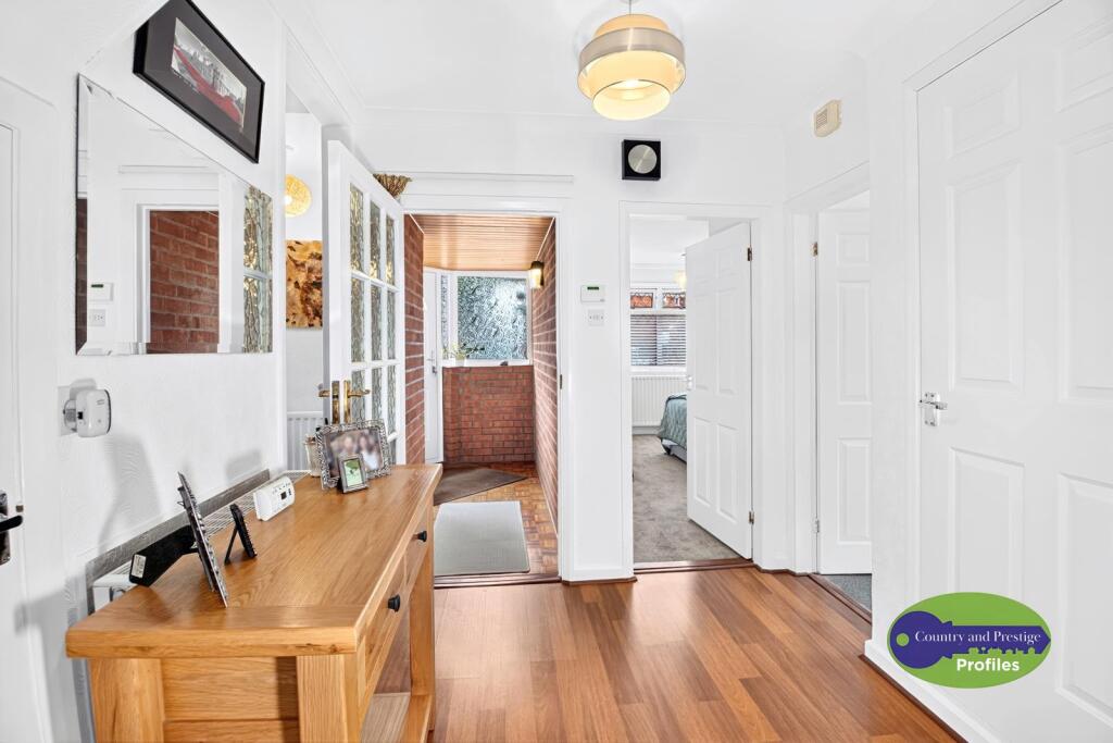House in Hinckley and Bosworth, Burbage - More