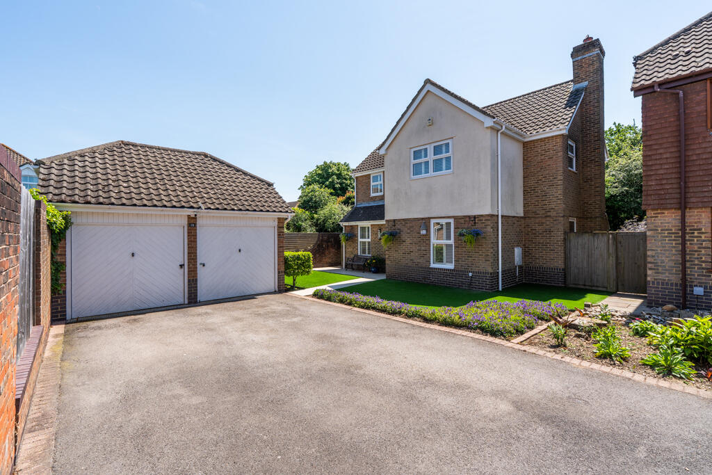 Main image of property: Trimaran Road, Warsash, Hampshire