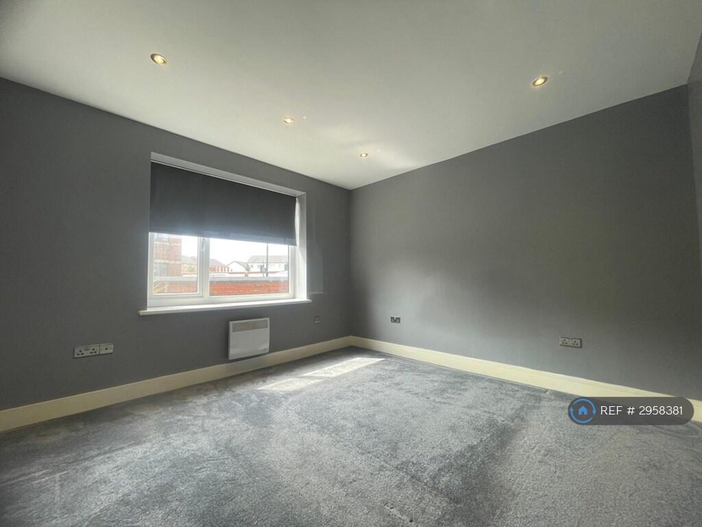 Apartment in Doncaster - View 5