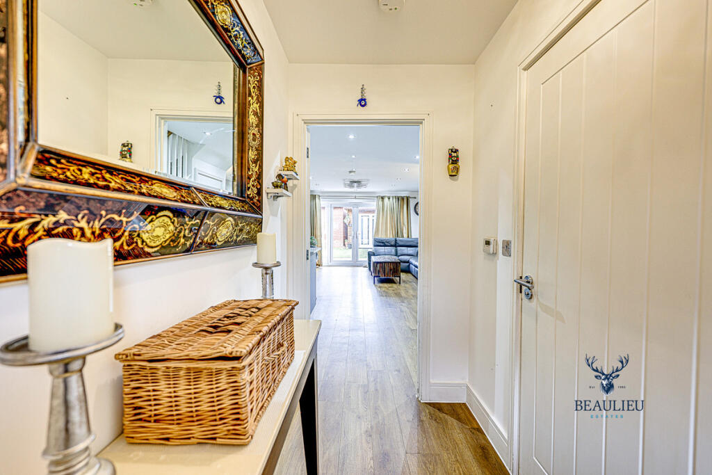 House in Chelmsford - View 2