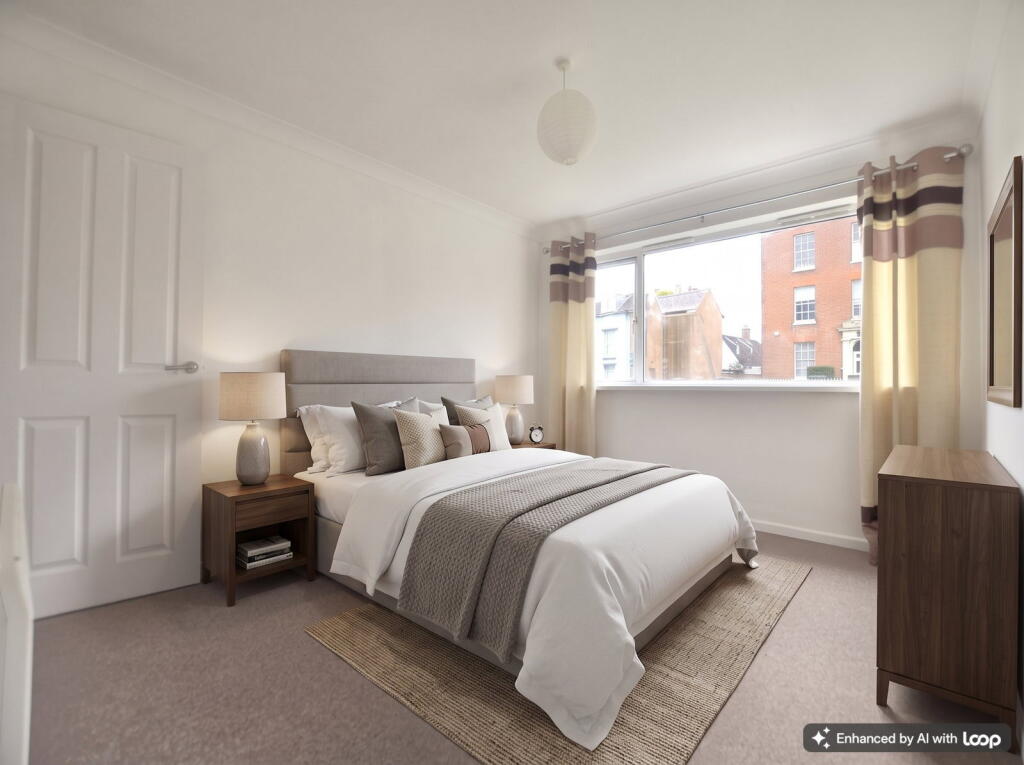 Apartment in Gloucester - More