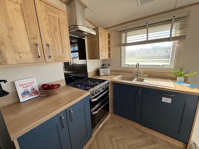 Trevella Caravan Park, Crantock, Cornwall - View 3