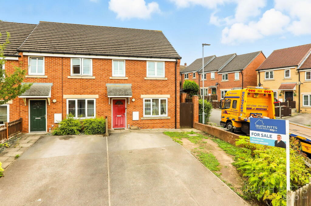 Main image of property: Wentcliffe Road, Knottingley, WF11 8QP