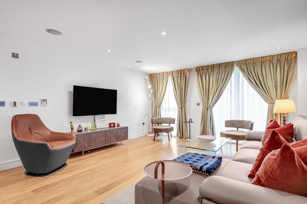 Apartment in London - View 5