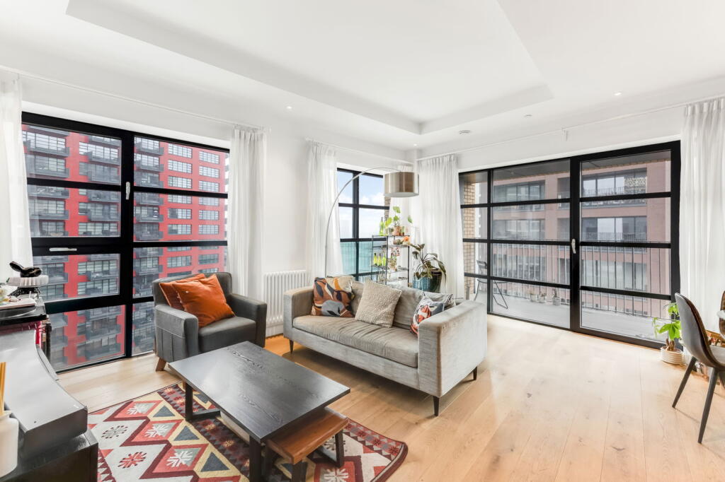 Main image of property: Amelia House, London City Island, E14 0ST