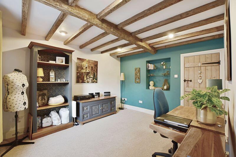 House in North Kesteven, Waddington - More