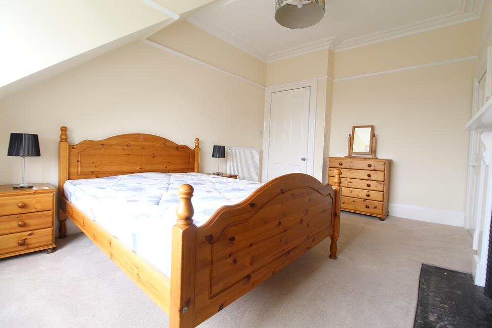 Additional image 5 of Elmfield  Avenue, top floor,