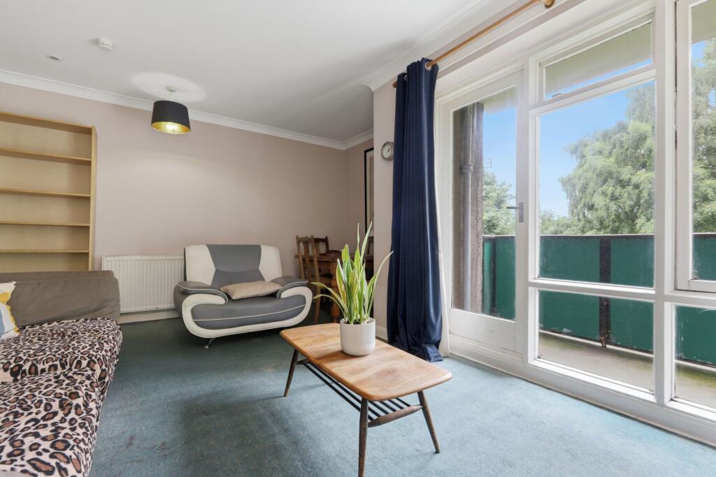 Apartment in Edinburgh - View 3