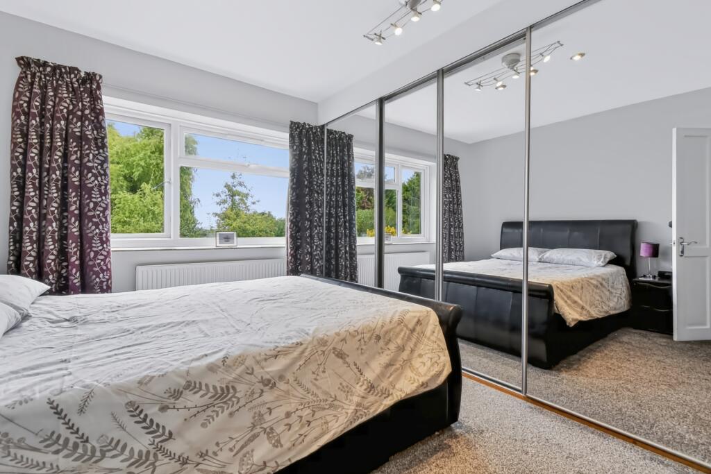 House in York, Westfield - More
