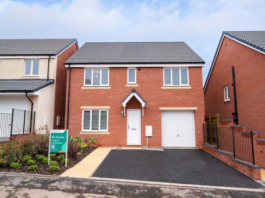 Main image of property: Swan Park,
Exeter Road,
Dawlish,
Devon,
EX7 0SB