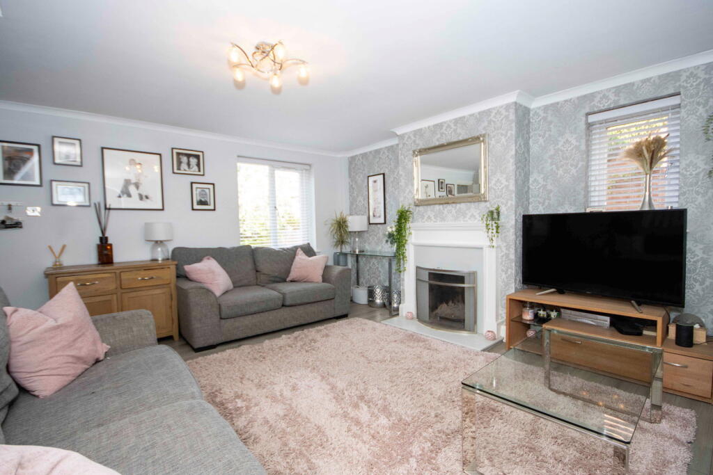 House in Watford - View 5