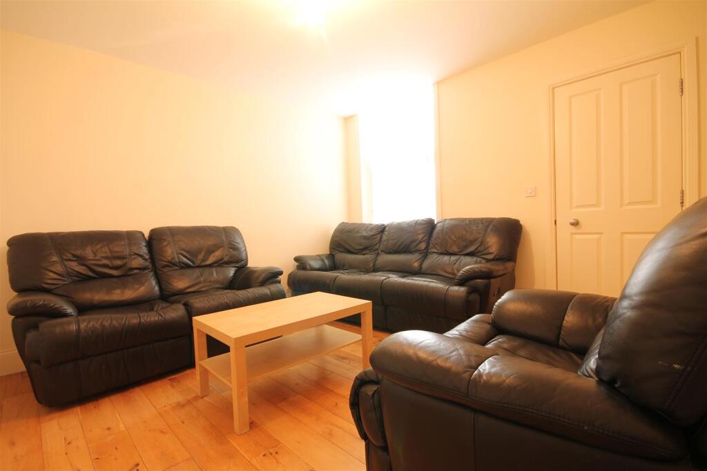 Main image of property: Myrtle Grove, Jesmond