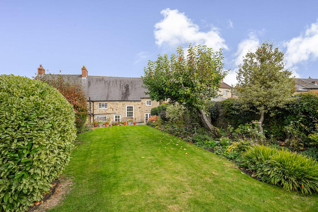 Grey Riggs, The Green, Crakehall, Bedale, North Yorkshire DL8 1HP photo 2