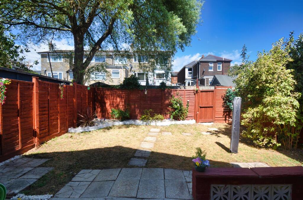 House in Ryde, Swanmore - More