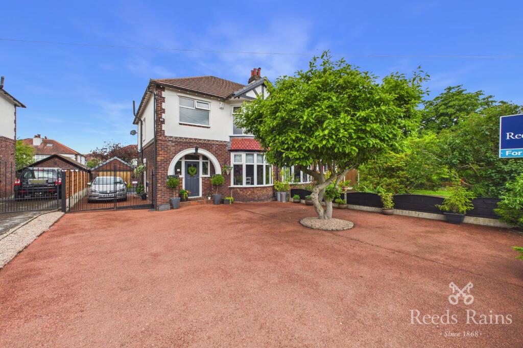 Main image of property: Macclesfield Road, Hazel Grove, Stockport, Cheshire, SK7
