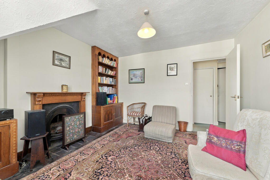 Apartment in London - View 5
