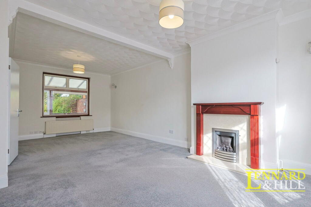 House in Grays, Little Thurrock - View 4