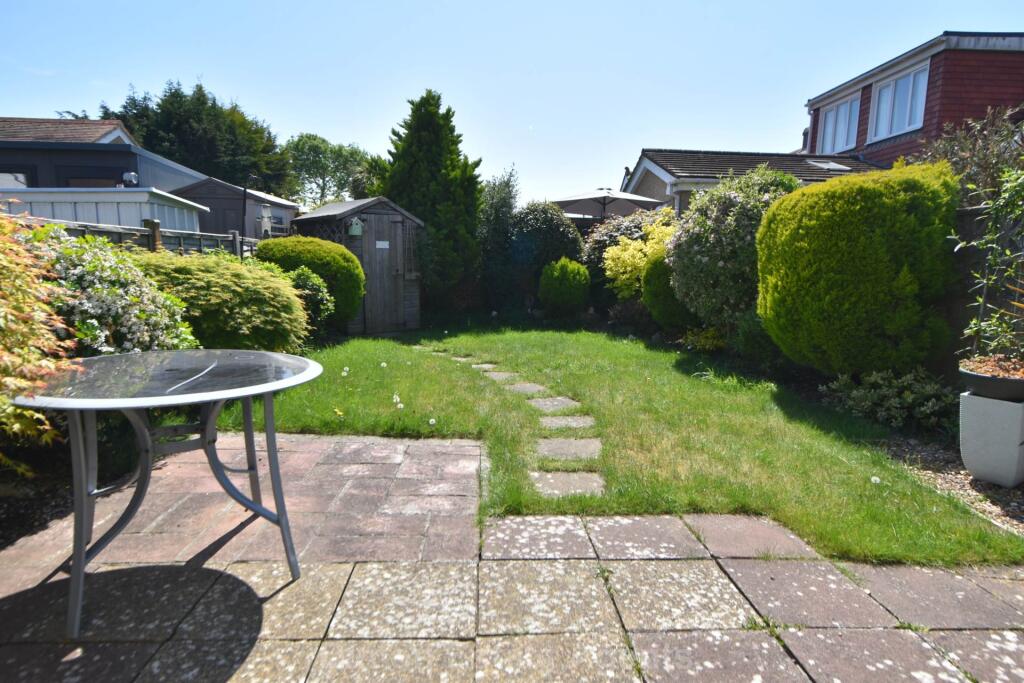 Middlecroft Lane, Gosport photo 4
