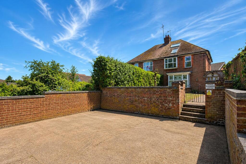 House in Irchester, North Northamptonshire - View 2