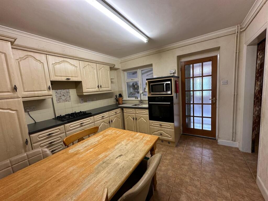 Windgap Lane, Haughley, Stowmarket photo 5