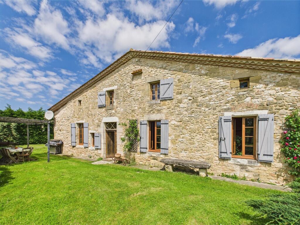 Main image of property: Aquitaine, Gironde, Monsegur