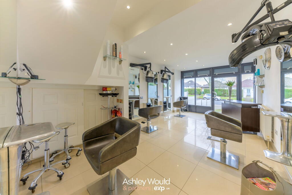 House in Dudley, West Midlands - View 4