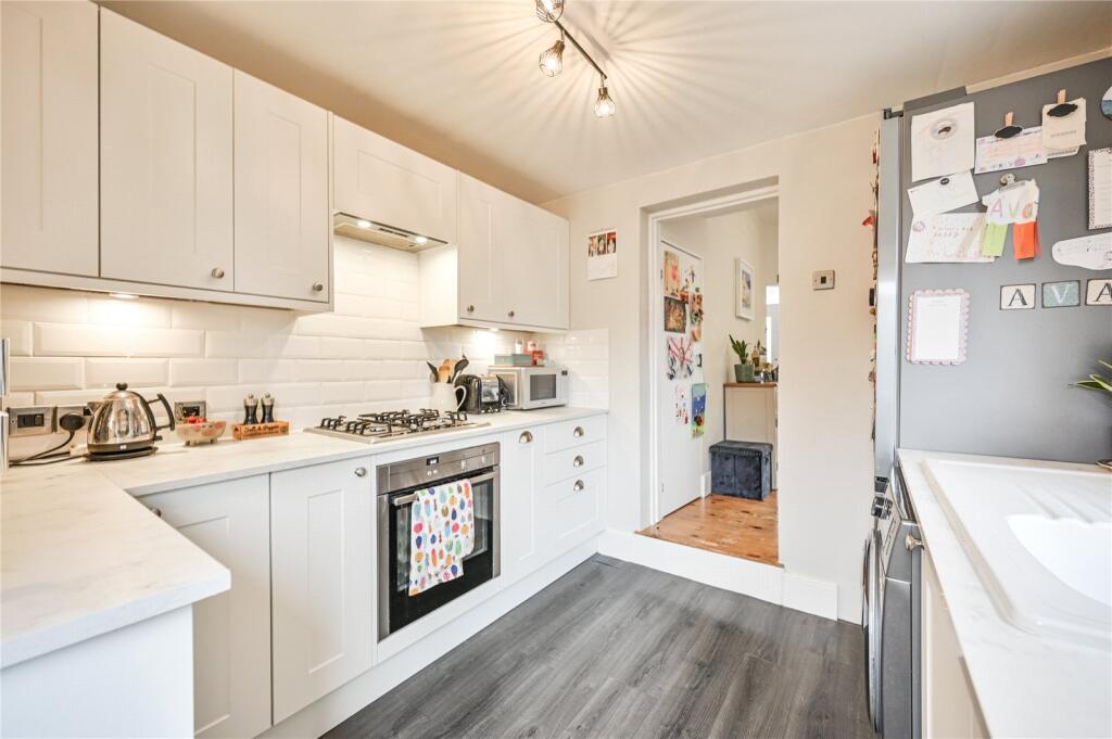 House in London - View 2
