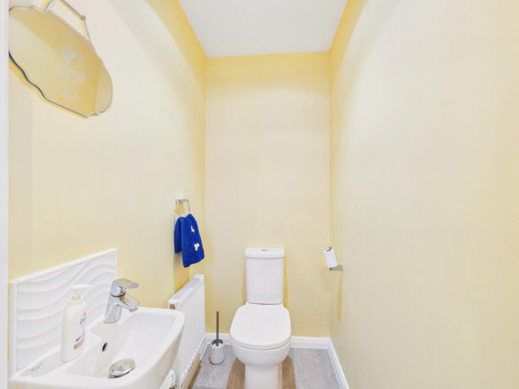 House in Hull, Kingswood - View 4