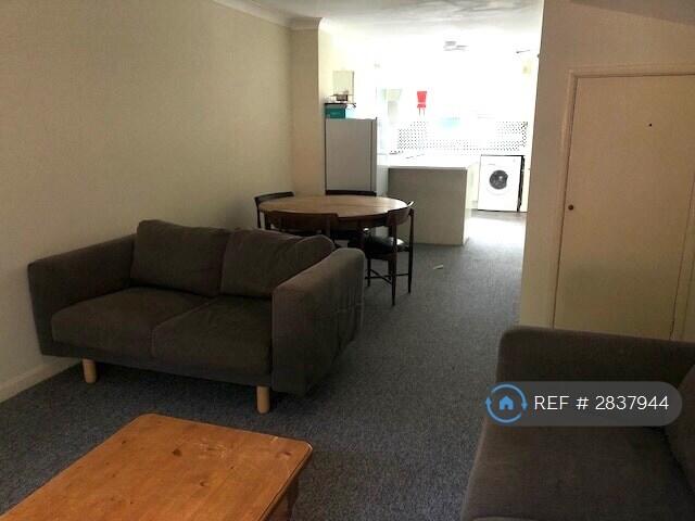 Main image of property: Berkeley Close, Southampton, SO15