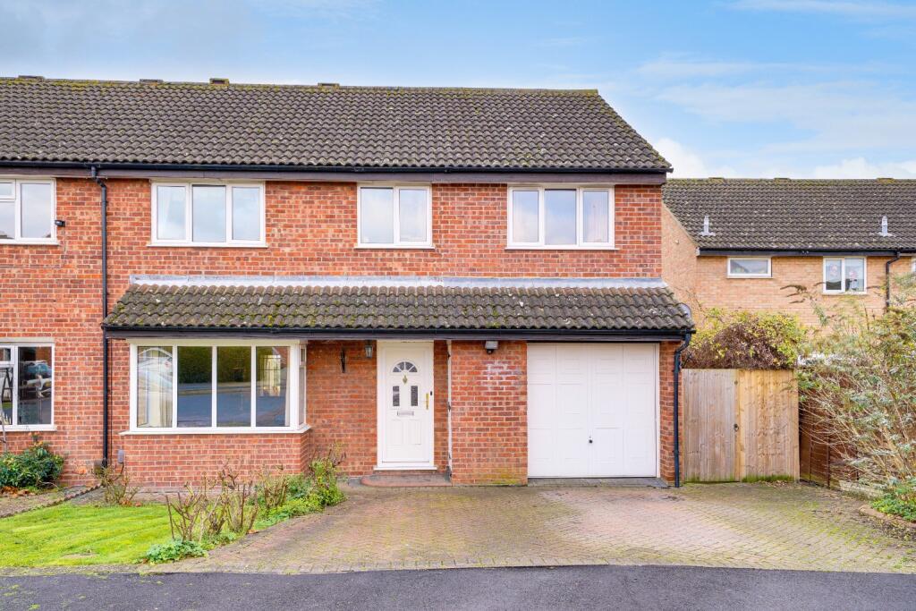 4-bed semi-detached on Bedford Crescent, St. Ives, Cambridgeshire, PE27, £335,000