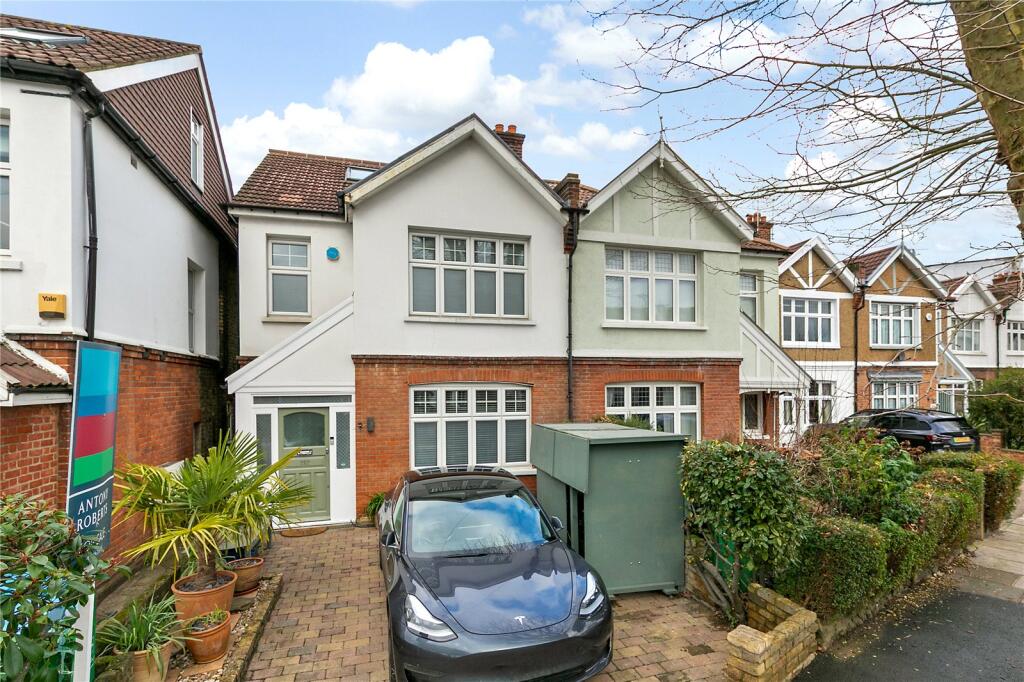 Main image of property: St. Leonards Road, East Sheen, SW14