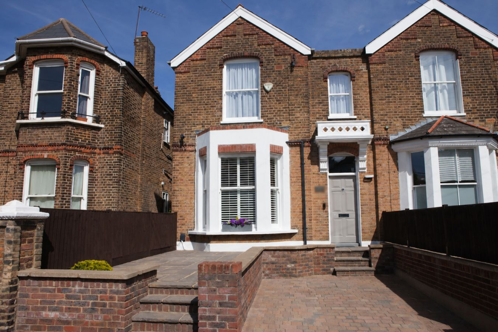Main image of property: Cambridge Road South, Gunnersbury, Chiswick, W4