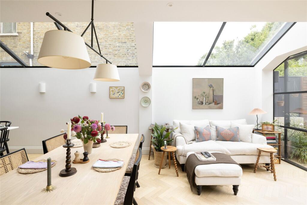 House in London - View 4