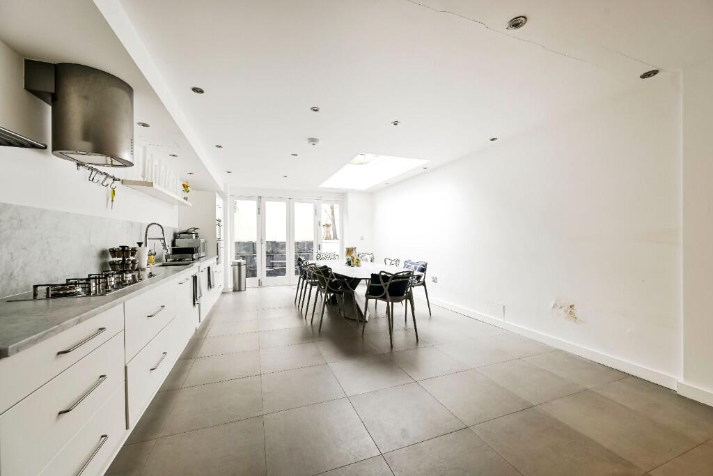 3 bedroom terraced house for rent