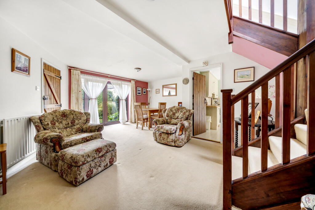 House in Winfrith Newburgh - More