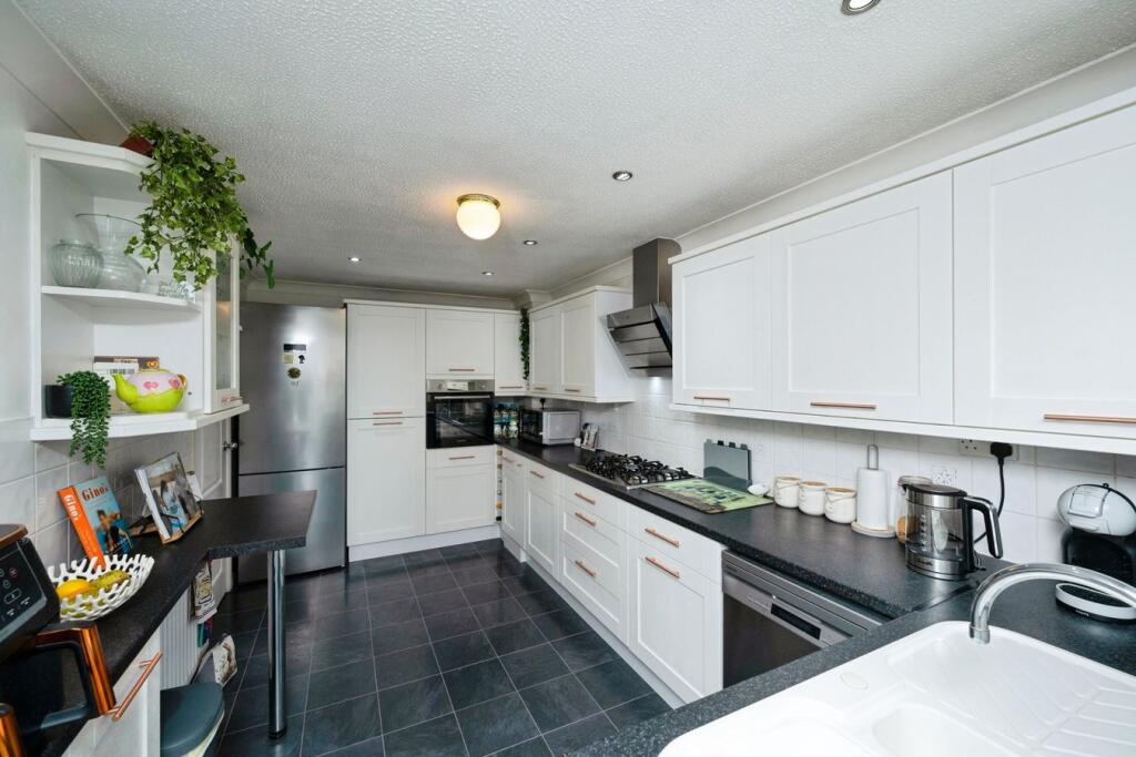 House in Nottingham - View 5