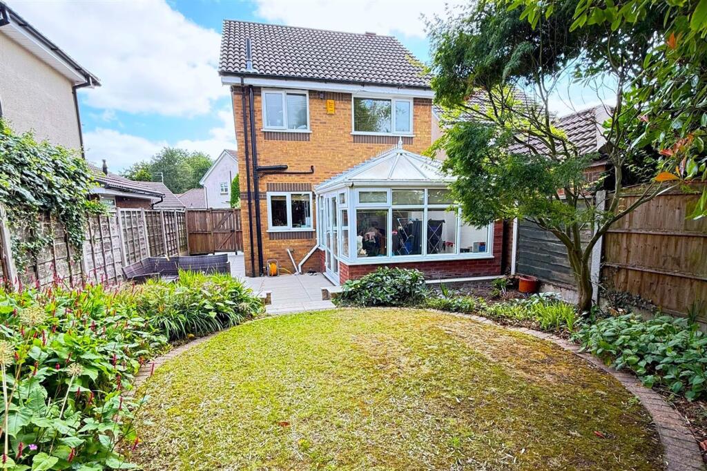 Lincoln Close, Woolston, WA1 photo 3